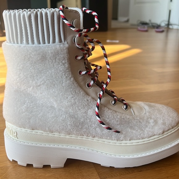 Dior Women's Ankle Boots. leather, lace-up, round toe, chunky, Off white,Size:39 - Picture 12 of 15